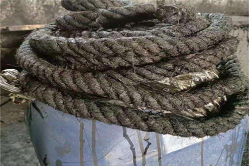 探索沥青麻绳的填缝作用：解密道路维修新技术